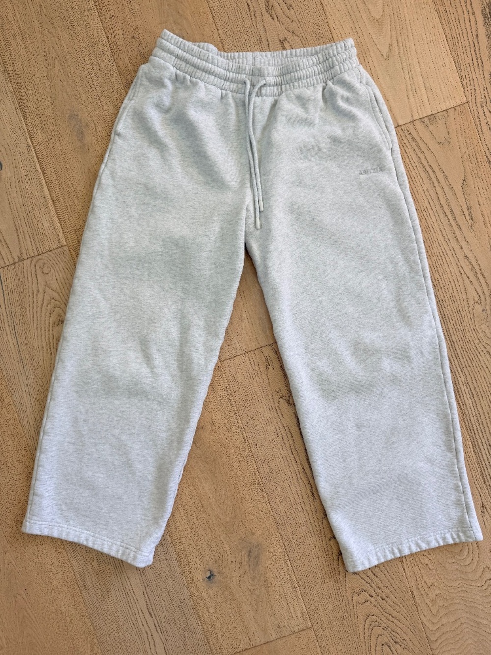 Aritzia Sweatfleece Boyfriend Fit Sweatpants Size Medium
